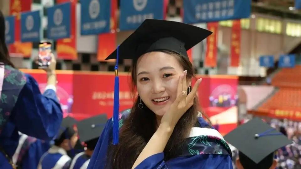 为什么如今国家大力发展专硕而不是学硕？