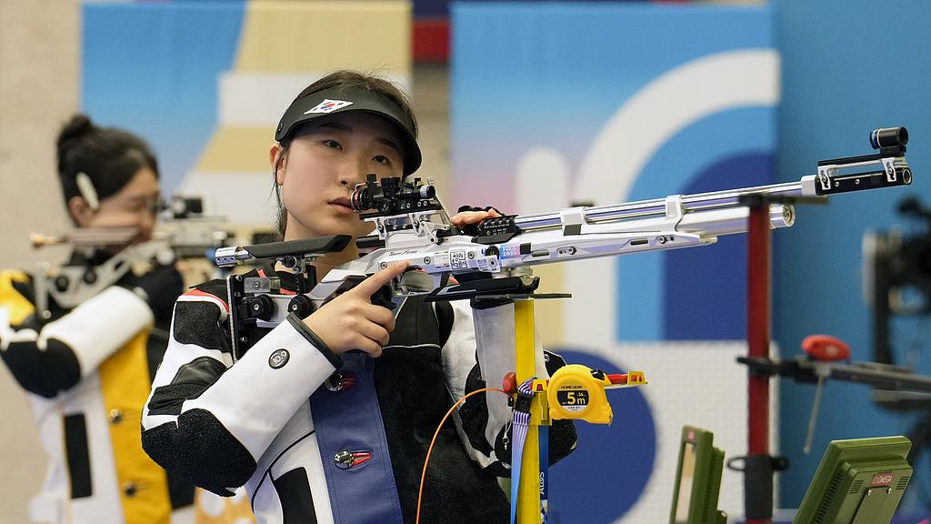 黄雨婷斩获巴黎奥运会首金背后的逐梦之旅