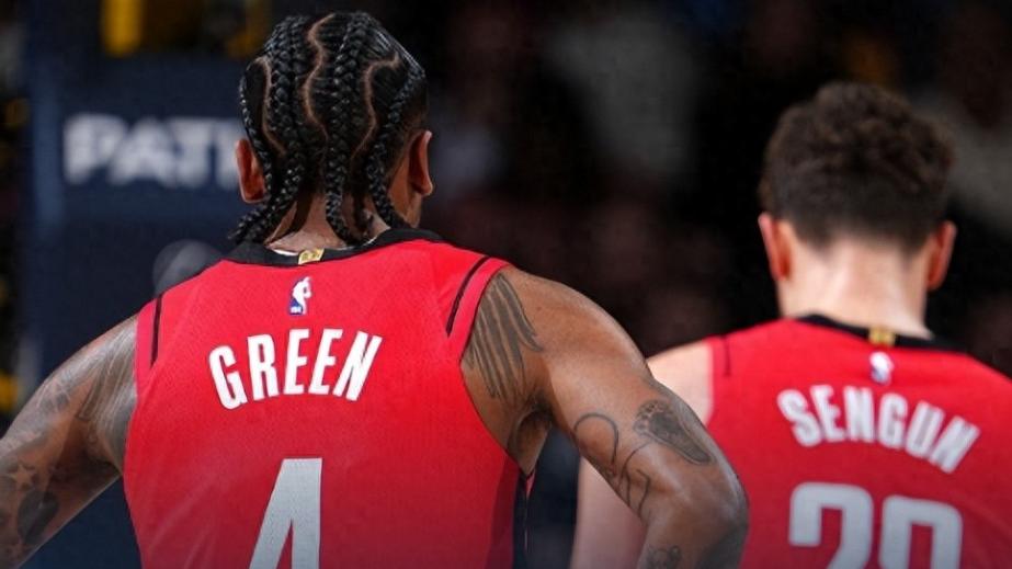 重磅！官宣：休斯顿火箭正式裁掉泽勒，签下20+4超级后卫