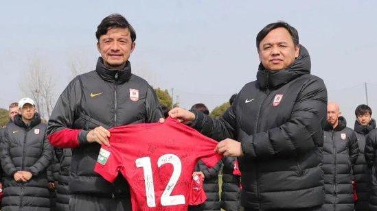 谢晖带亚泰队回大连打客场，话题和关注度不是问题