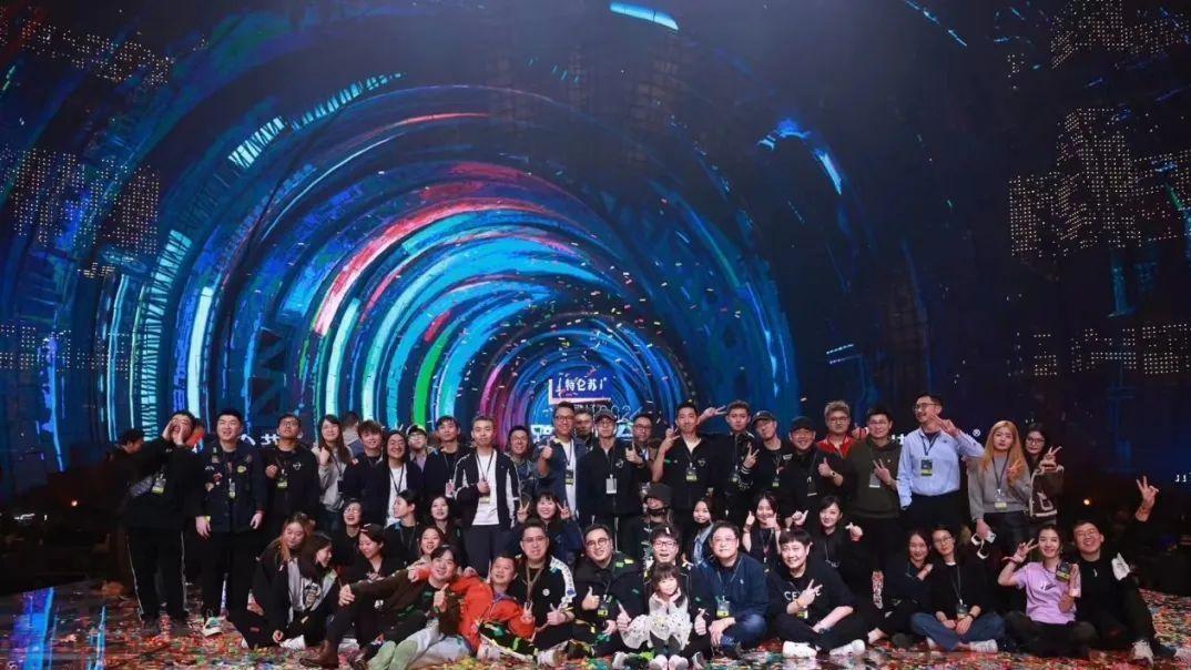 江苏卫视跨年再放大招：演唱会+科技如何碾压同行？