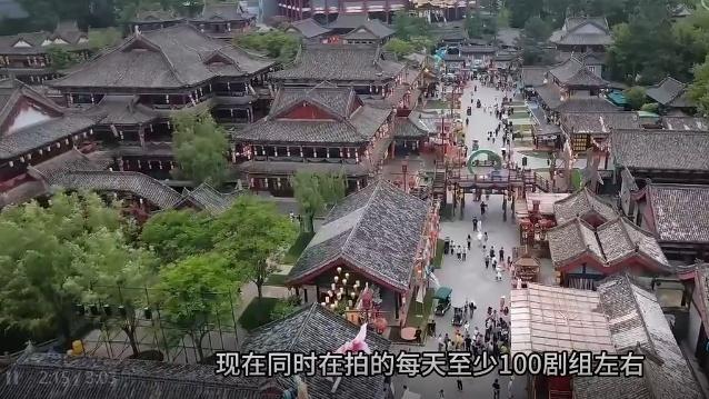 横店"董事长父亲"日薪五千仍难求，短剧爆火催生"银发演员荒"