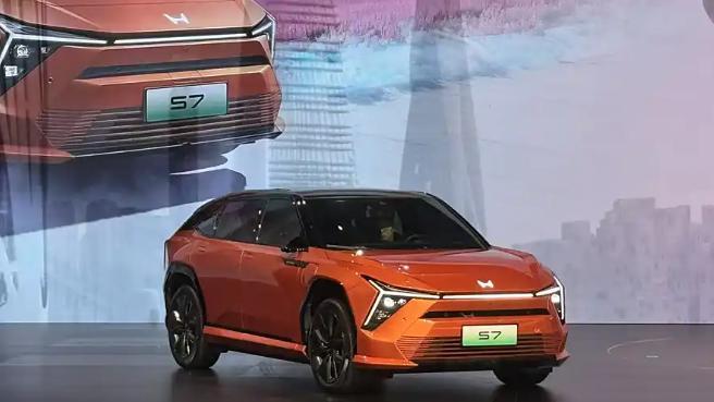 本田 华为“强强联手”！全新中型SUV搭载鸿蒙3.0智驾，叫板特斯拉！