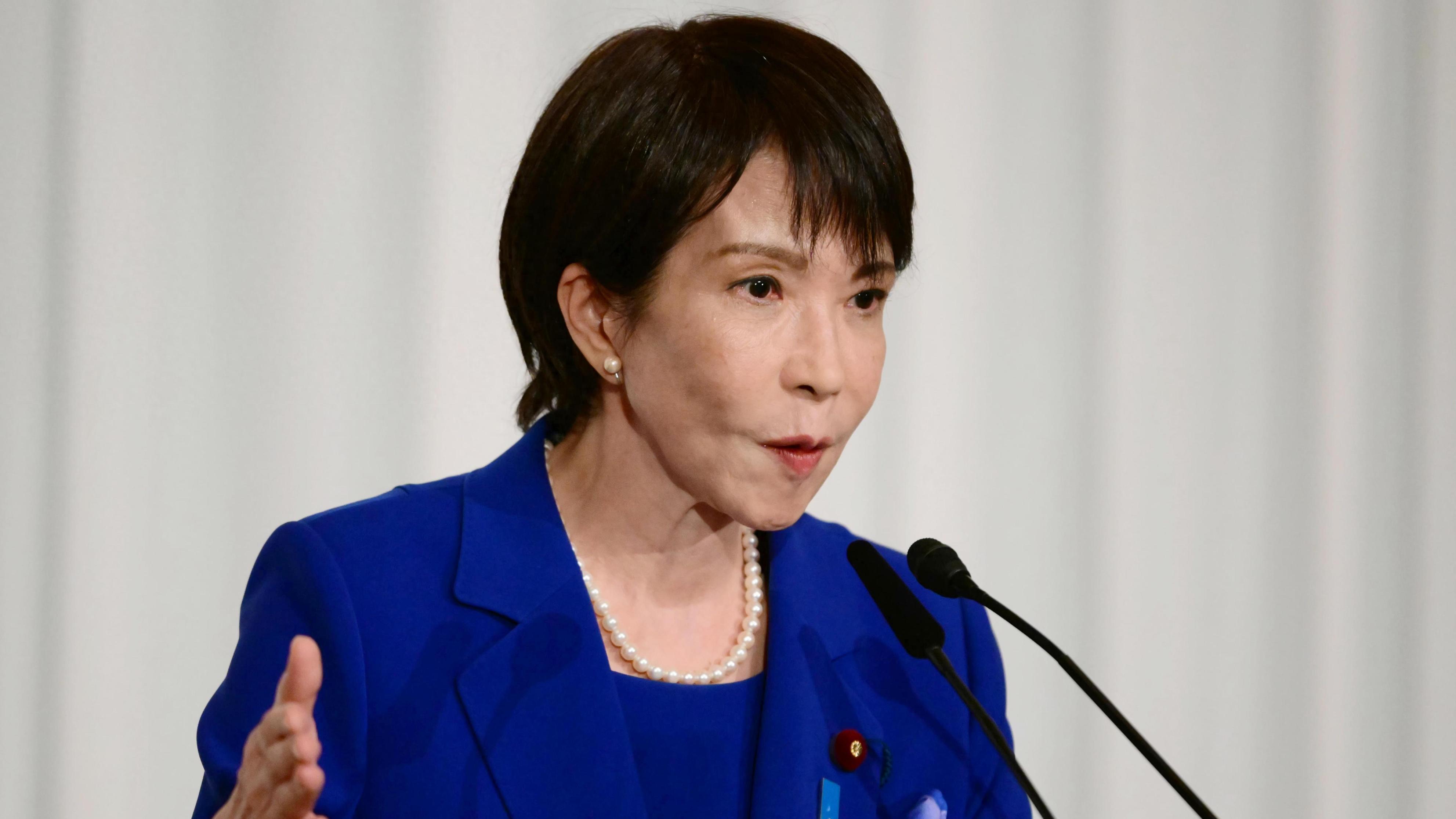 日本要求中国道歉？高市早苗硬撑，人民日报九个"严重"定性