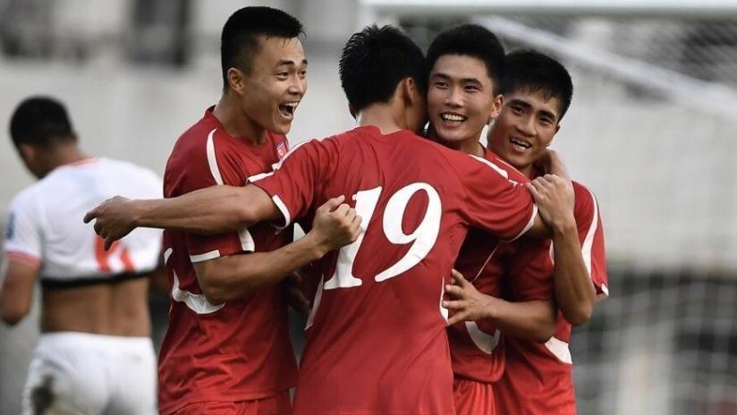 18强赛乱了：16分未出线+2分未出局！国足剩4场：抢9分直通世界杯