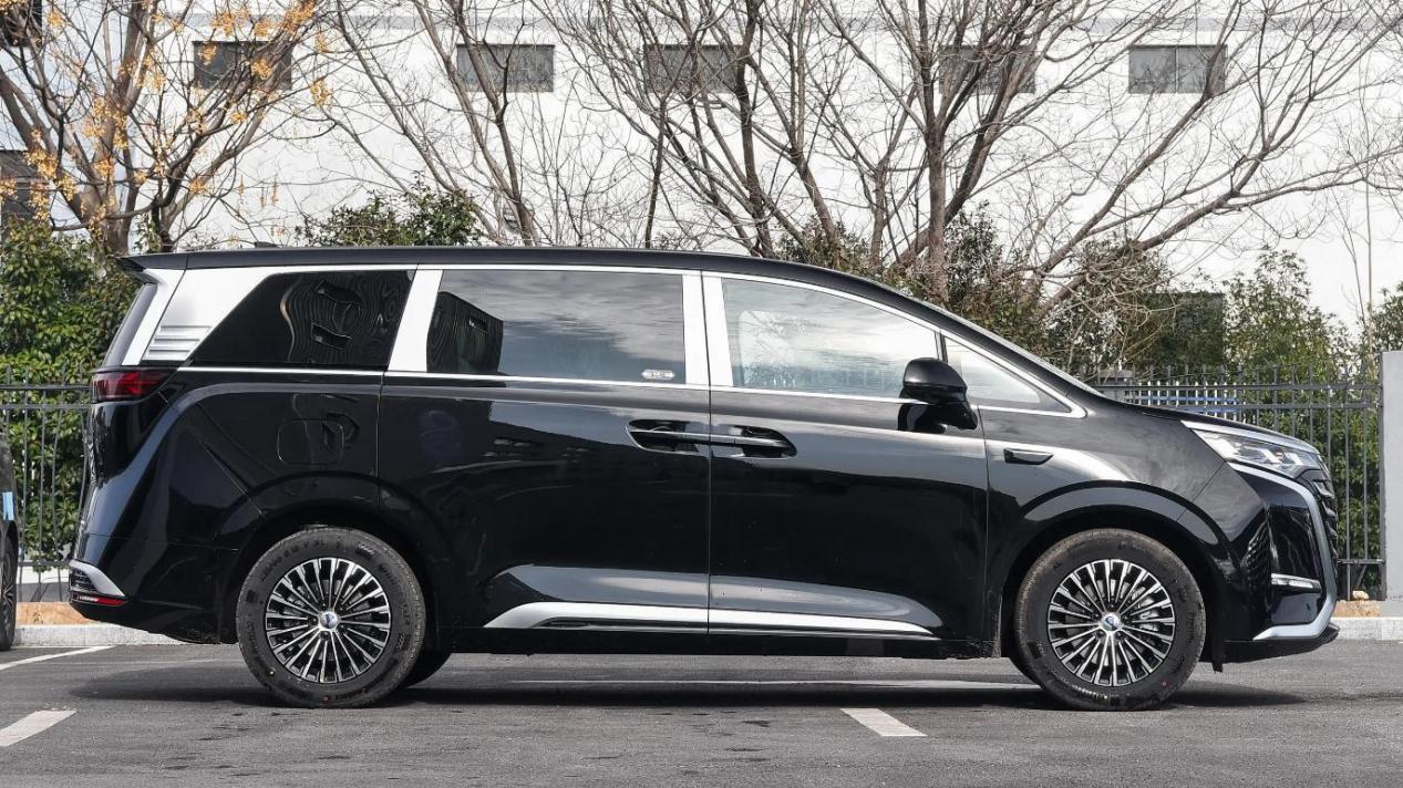 别急下手！上月投诉最多10款新能源MPV，比亚迪夏居榜首