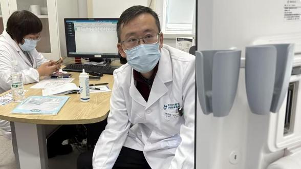 静脉曲张腿上受伤，导致的溃疡为什么很难好？