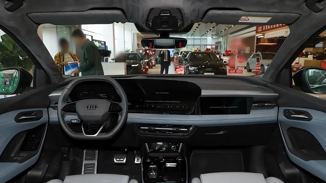 与保时捷同平台、配备华为乾崑+OLED三联屏，奥迪Q6L e-tron值得入手吗？