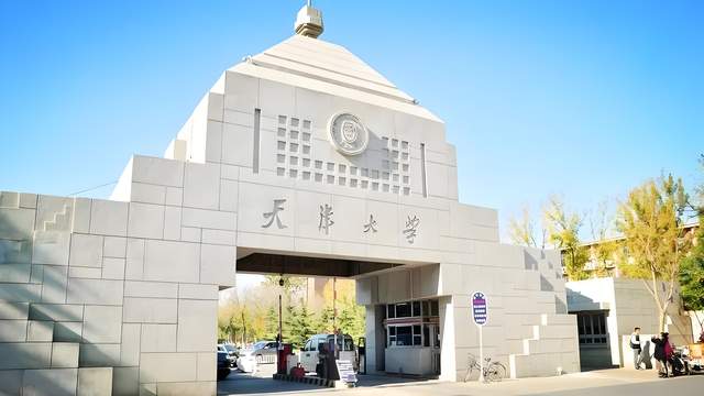 前脚新晋院士，后脚升任厦门大学校长，一流学者胡文平迈进新征程