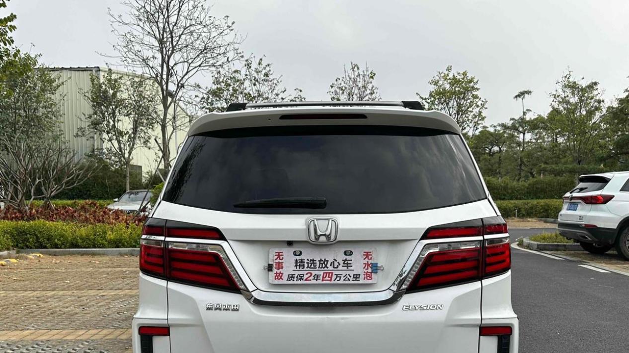 2017年本田艾力绅，10万公里一手车，家用大空间MPV之选