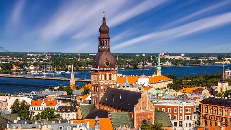 全球第八！这本欧盟护照含金量超乎想象