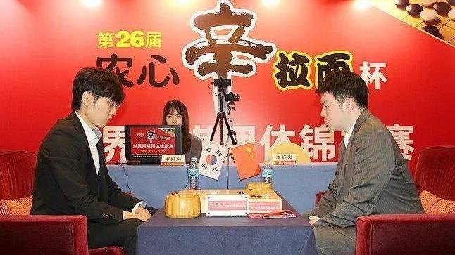 申真谞碾压李轩豪，围棋王者震撼全场，逆袭绝对无望！