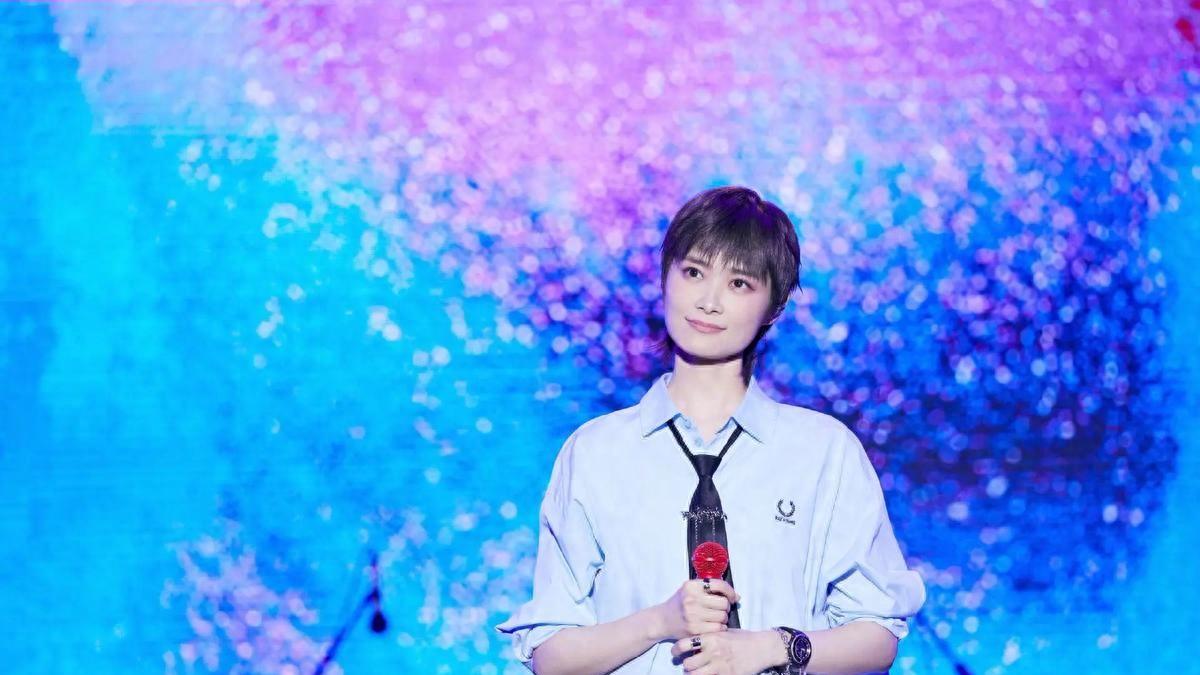李宇春的独行人生：39岁患病后的顿悟与清醒