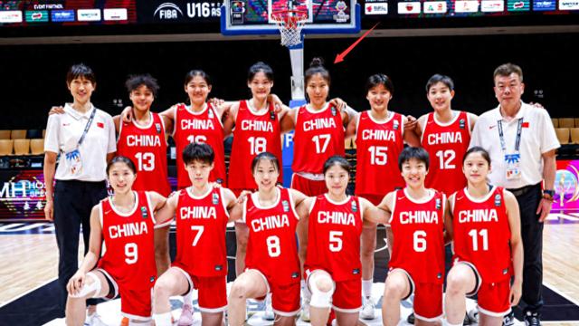 U16女篮新星：李沅珊与混血黑珍珠脱颖而出，李月汝亲妹失意