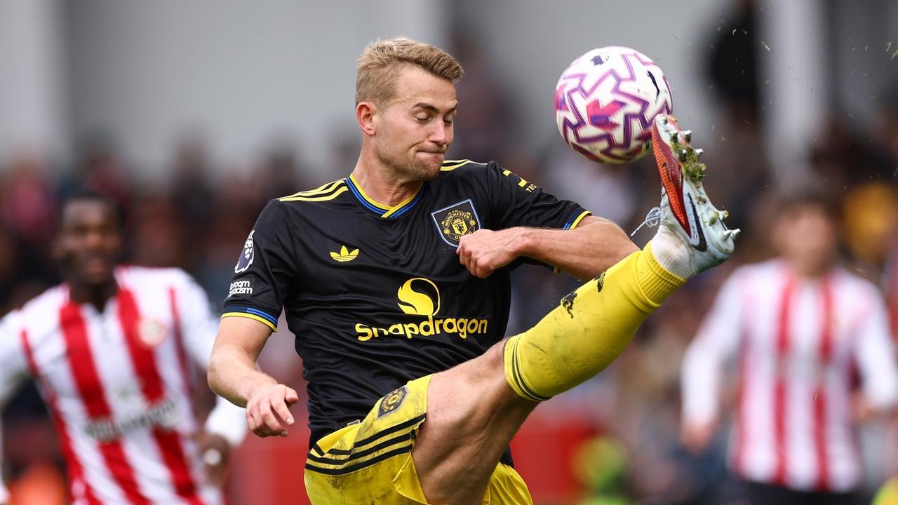 今日足球 勒沃库森VS巴黎圣日尔曼+埃因霍温VS那不勒斯