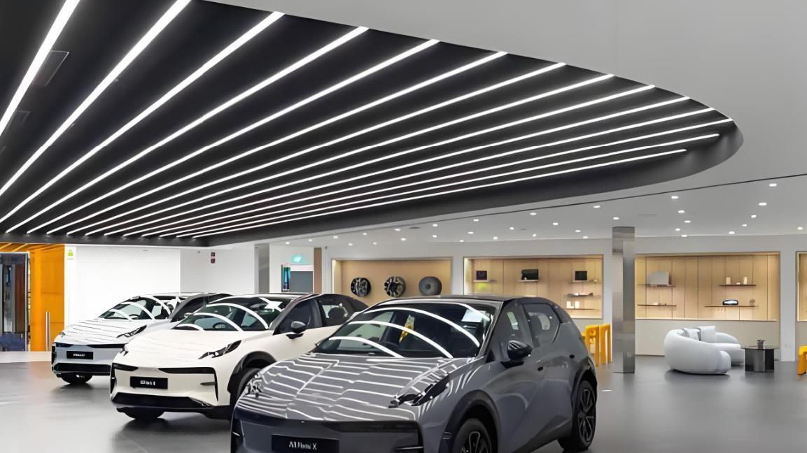 行业头一回！极氪用众筹给老车跨代升级，自己扛大头