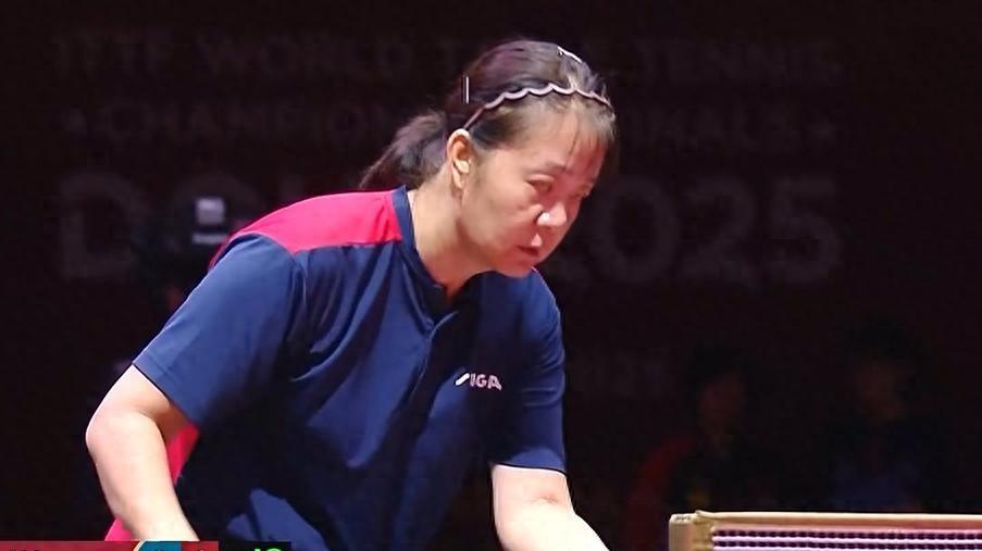 一轮游回家！世乒赛离谱一幕：4局仅得11分，58岁“奶奶”4-0晋级