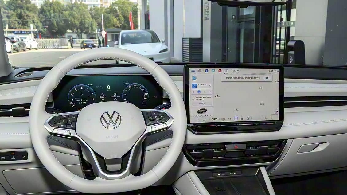 8.88万起朗逸Pro上市，国民家轿完成超进化，能否延续销量神话？