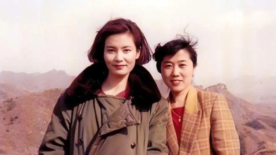 69岁潘虹凄苦晚年曝光！宣布出家，无儿无女，她怎么这样了？
