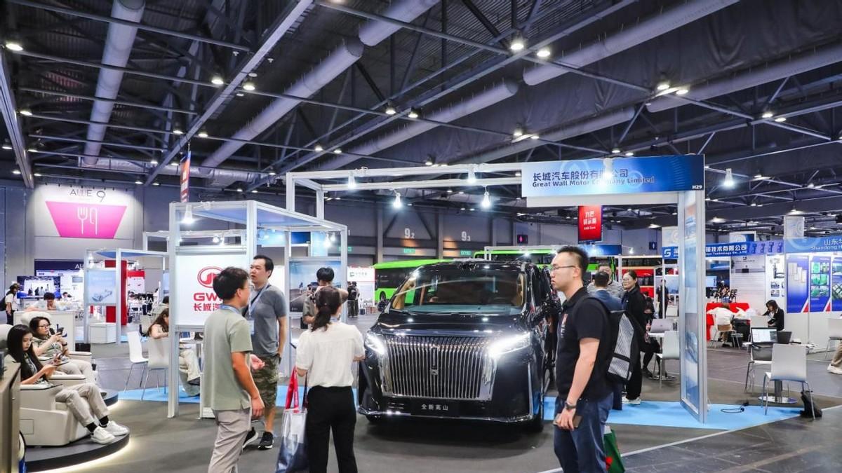 家商兼顾的出行新选择，魏牌全新高山香港车展亮相！