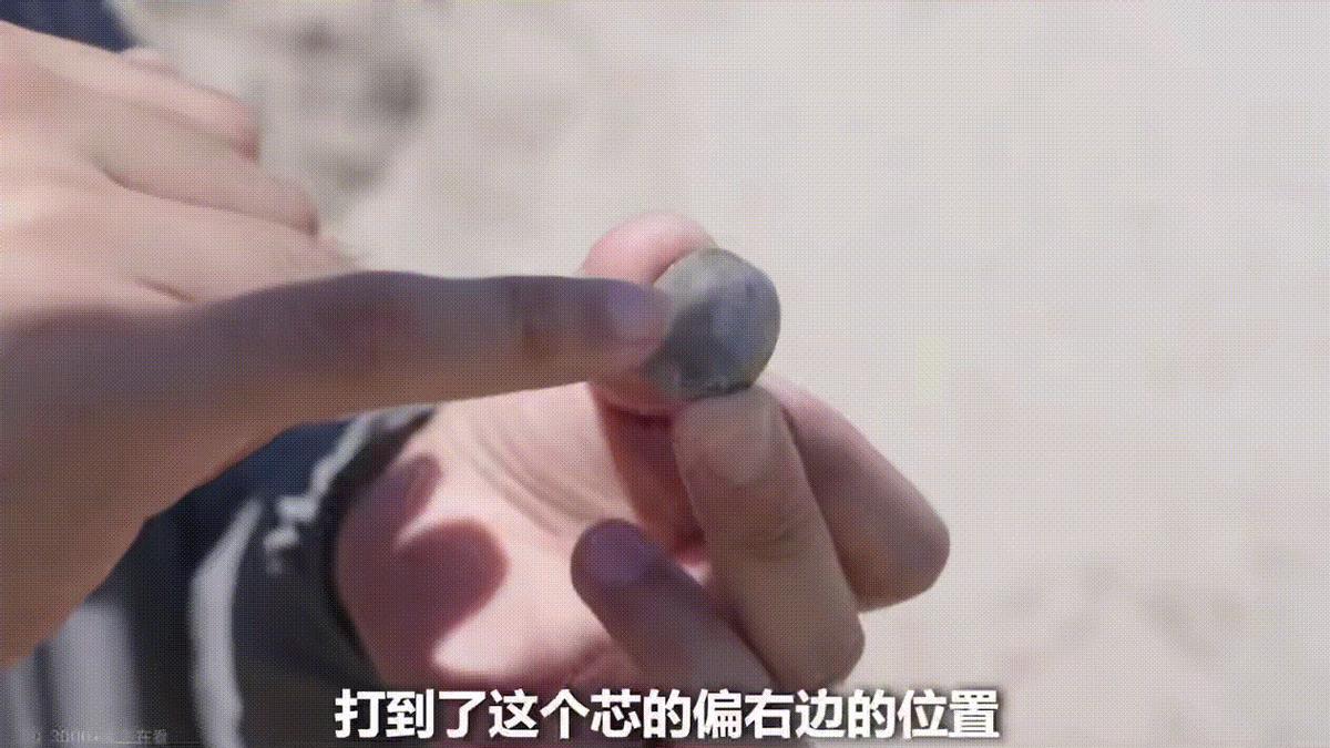 最硬核周边？坦克世界纪念章取材真实穿甲弹，子弹射击只留刮痕！