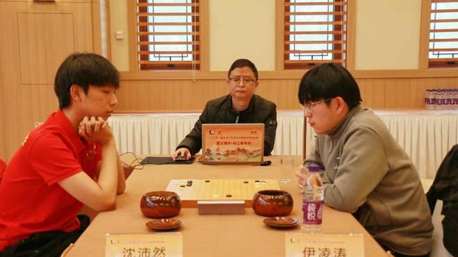 围甲落子乌江寨画廊 鲁深大战冠军交锋引人入胜