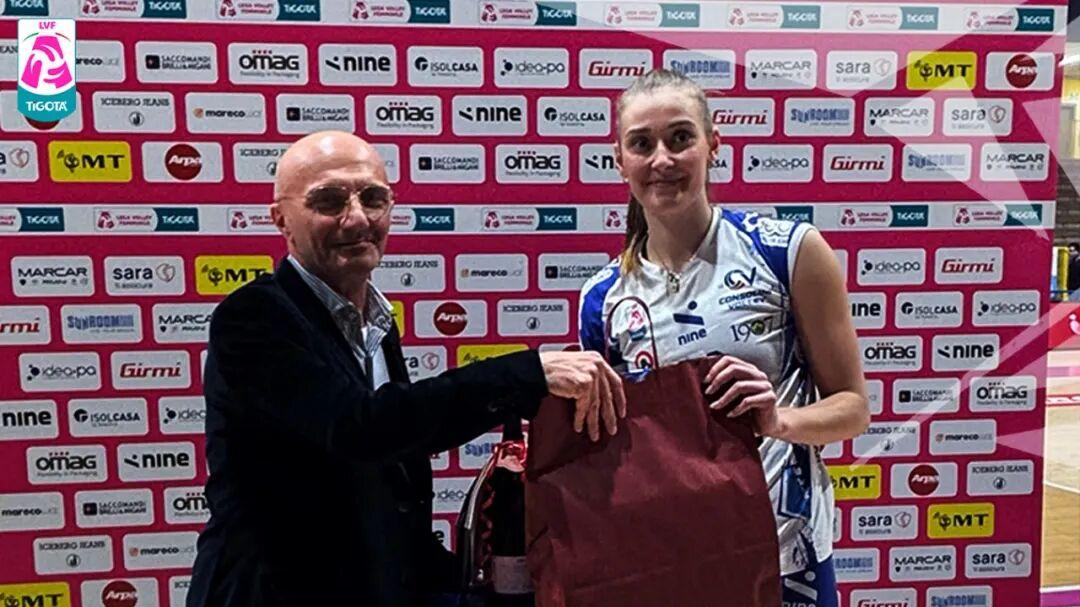 中国女排庄宇珊 率队27分赢球 保级分差缩至1分 即将客场对轰朱婷