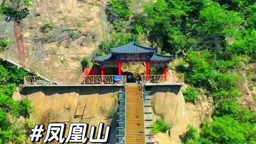 山西忻州凤凰山旅游攻略：登顶火山岩草甸，解码“空中花园”里的战国烽燧与星空营地