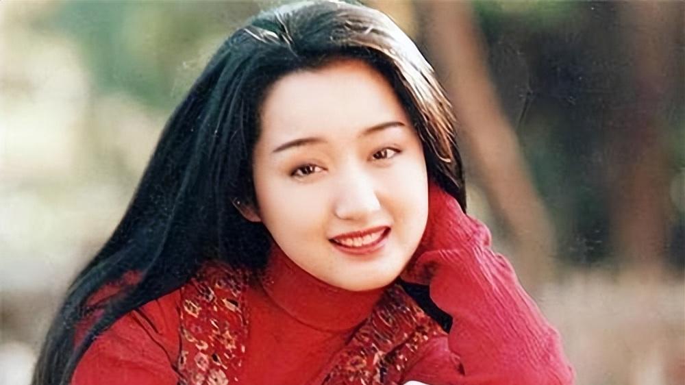 杨钰莹：那些未选择的路，会在平行时空开花结果