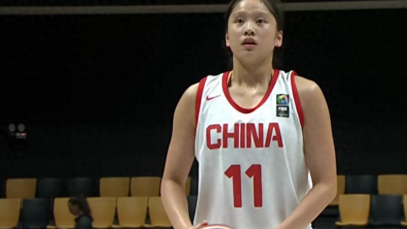 女篮57-78日本女篮！李沅珊空砍20分有望成李梦之后的扛旗人物