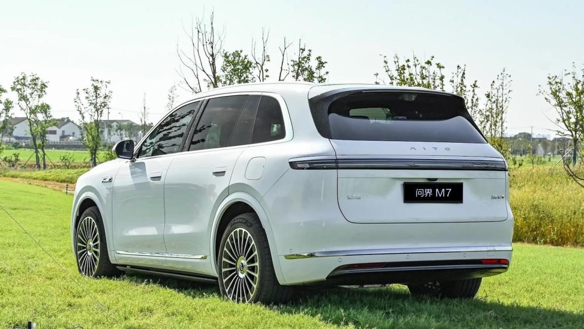 30万左右购入大三排SUV：乐道L90/问界M7/理想L8，首推哪一款？