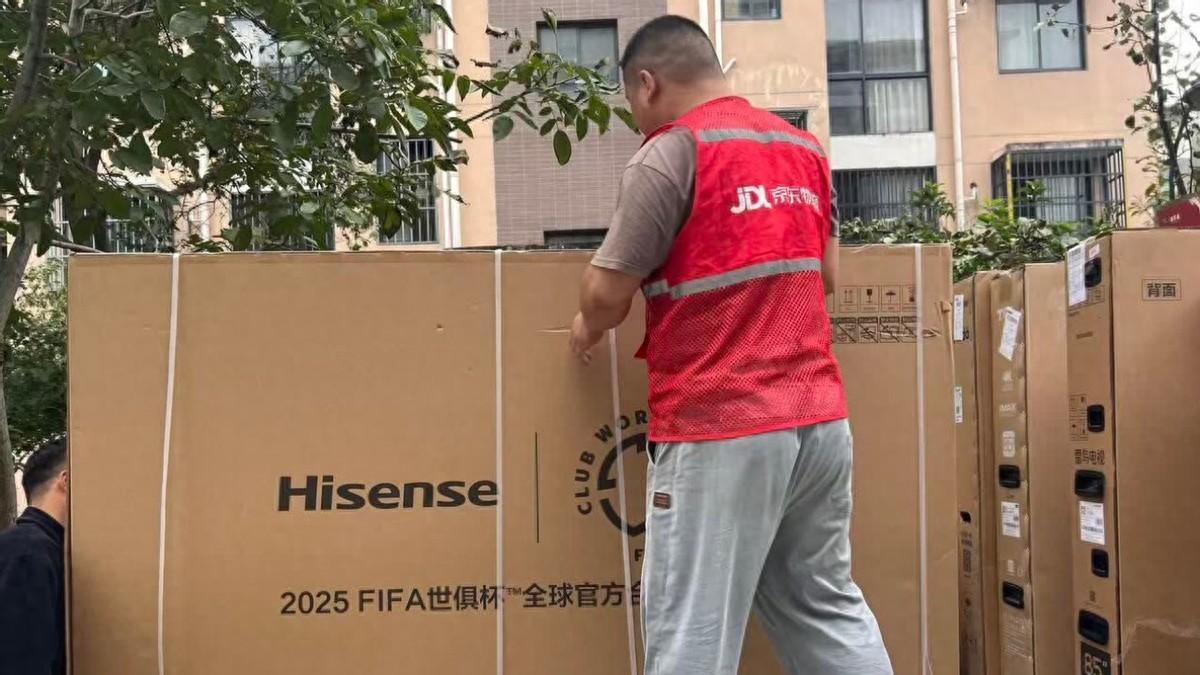 海信E7Q装机不断？老师傅坦言：不是参数多漂亮，是用着真舒服