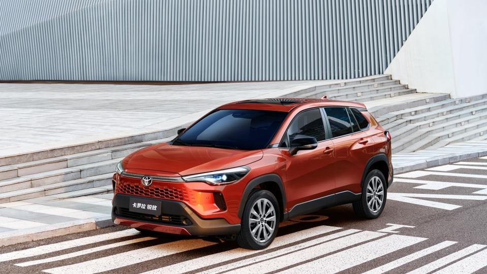 全新卡罗拉锐放：10万级SUV市场的均衡之选