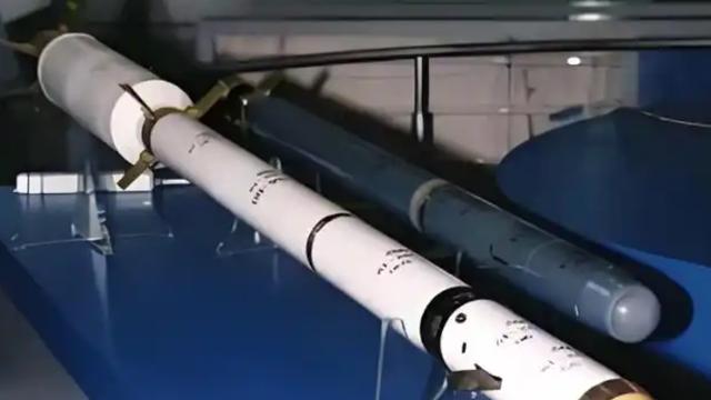 柬埔寨军队发射中国造导弹，泰国宝贝无人机惨遭“一发入魂”？