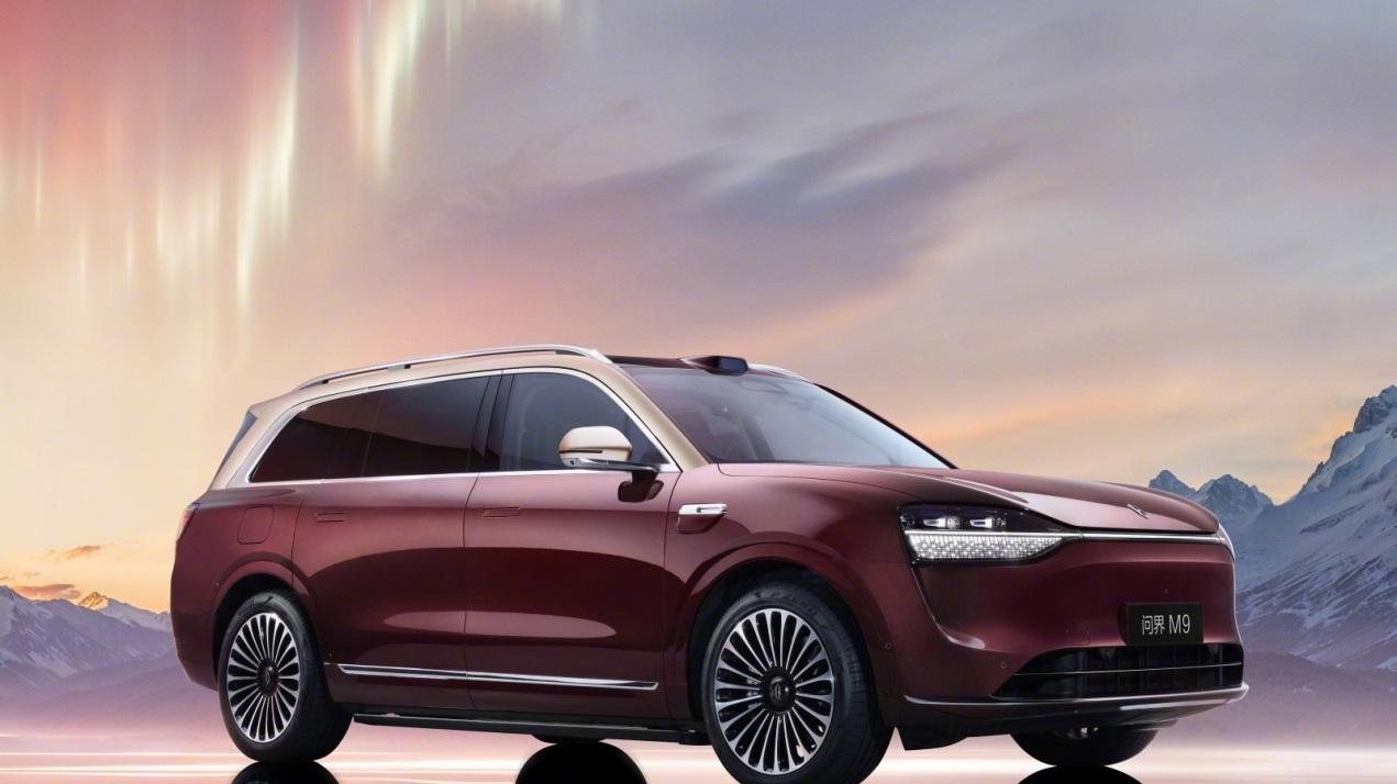 刷新历史的问界M9，也重构了豪华价值评判体系