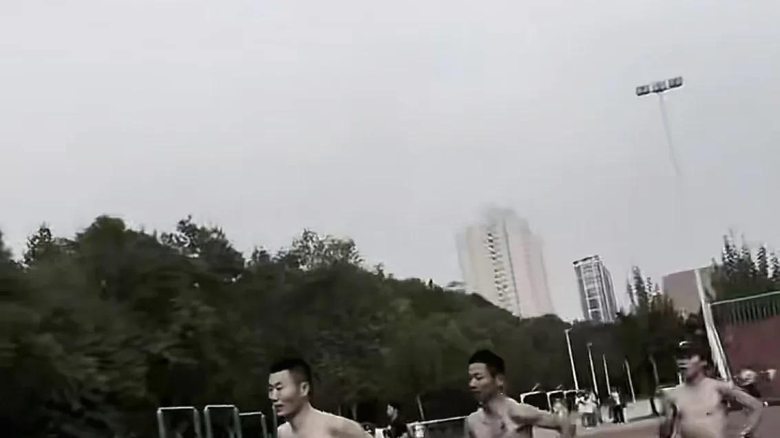 突发！32岁马拉松运动员党江涛去世，结婚没多久，10天前还发动态