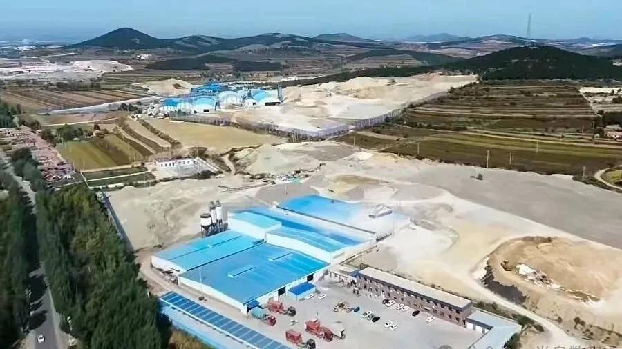 砂石料无毡盖露天存放，辽宁省朝阳市建平县沙海镇监管缺失？