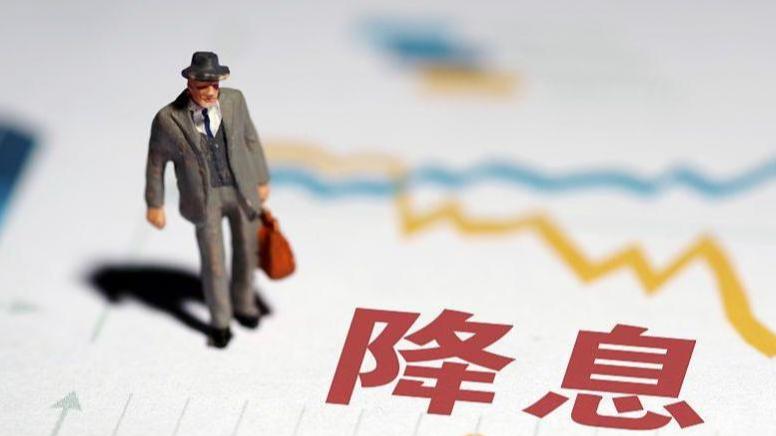 轩锋—黄金来回整理等降息，原油重回下行通道！