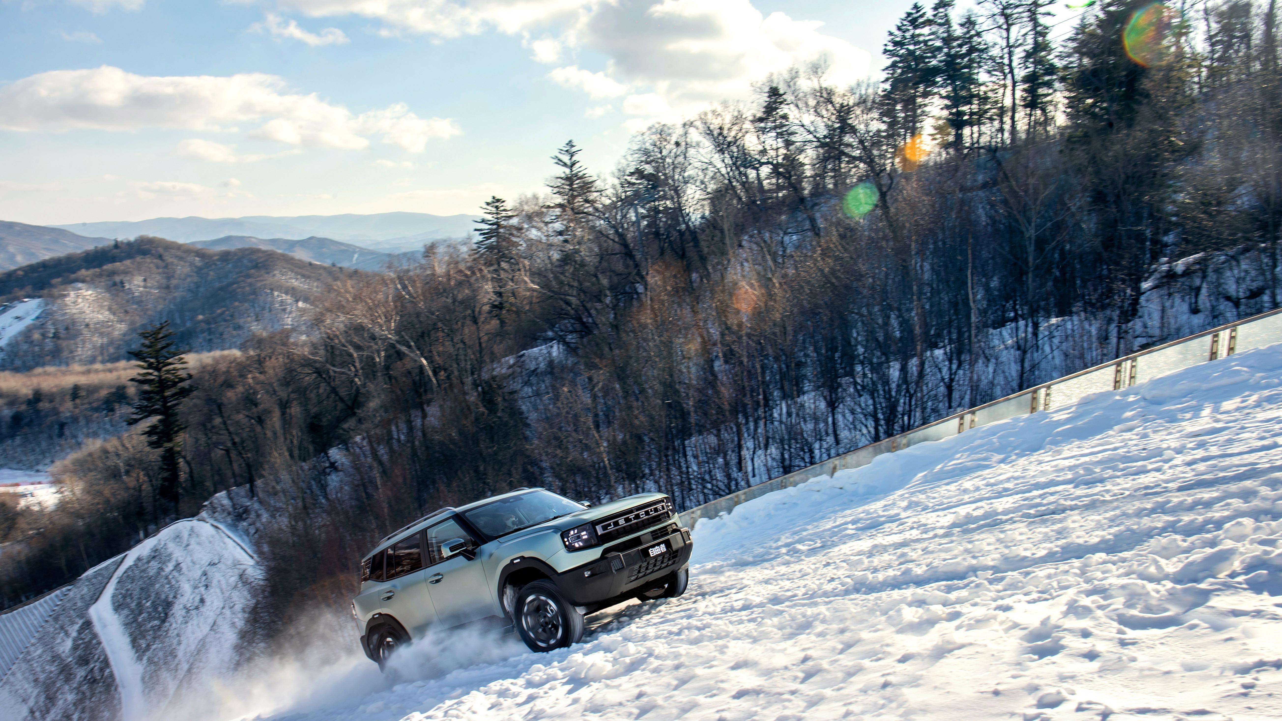 行业首个上市即月销过万的方盒子！捷途自由者3月热销11158辆