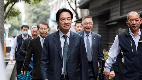民众觉醒反噬开始，绿营的天破了一个大洞，赖清德先要拿内部练丹
