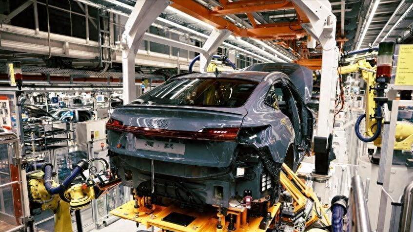 外媒：蔚来考虑收购奥迪布鲁塞尔工厂？李斌否认！