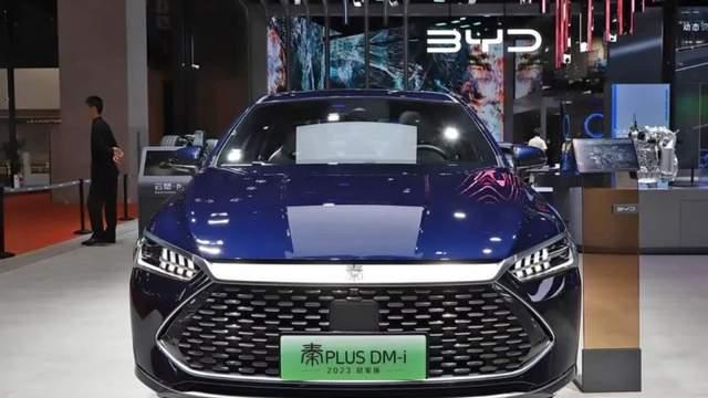 比亚迪11月份销量排名第一，光鲜亮丽的背后暗藏危机