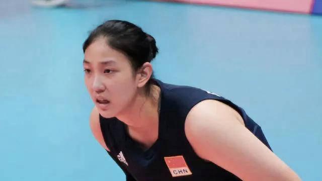 中国女排新周期大调整：赵勇接替蔡斌，朱婷、袁心玥等老将缺席集训