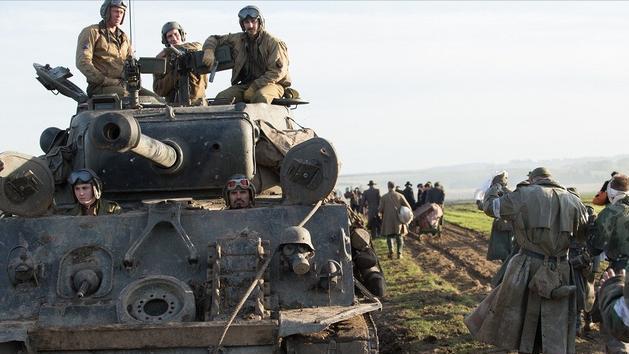 一战诞生，二战劳模，谢尔曼坦克被疯狂改造