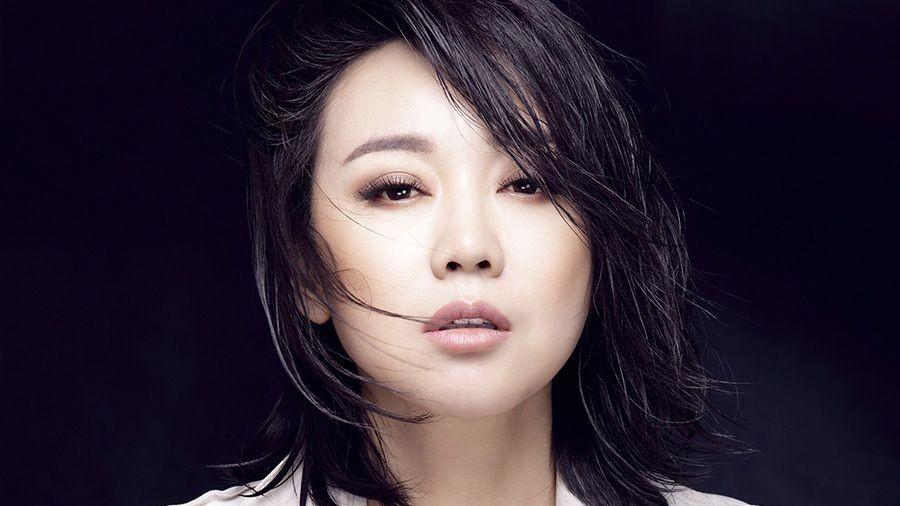 闫妮：从普通女孩到荧幕传奇，她的故事比你想象的更精彩