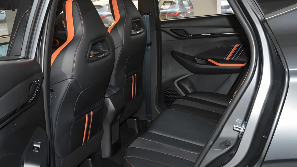 欧尚x5参数配置，实测悬架生锈率23%！这5个致命缺陷4S店绝不敢说