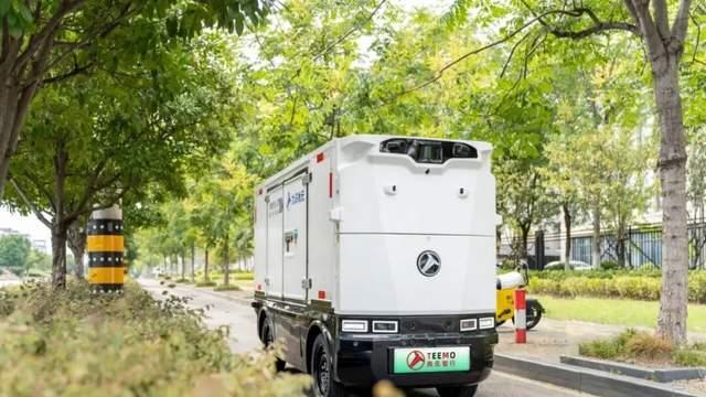 搭上滑板底盘，中低速无人驾驶迎来黄金拐点