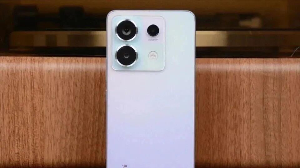 小米开始“反击”，从1799元跌至943元，2亿像素+5100mAh+67W闪充