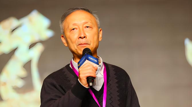 经济学家李伯重：世界越封闭，我们越开放