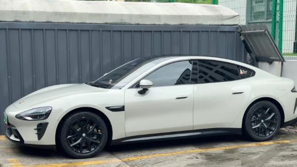 月销从2.8万多台，跌到了1.4万多！小米su7为何不再被年轻人狂热购买？